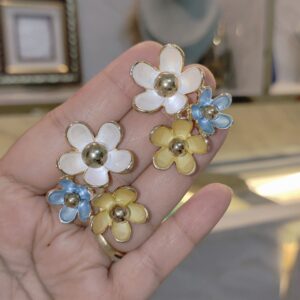 WESTERN FLORAL EARRINGS