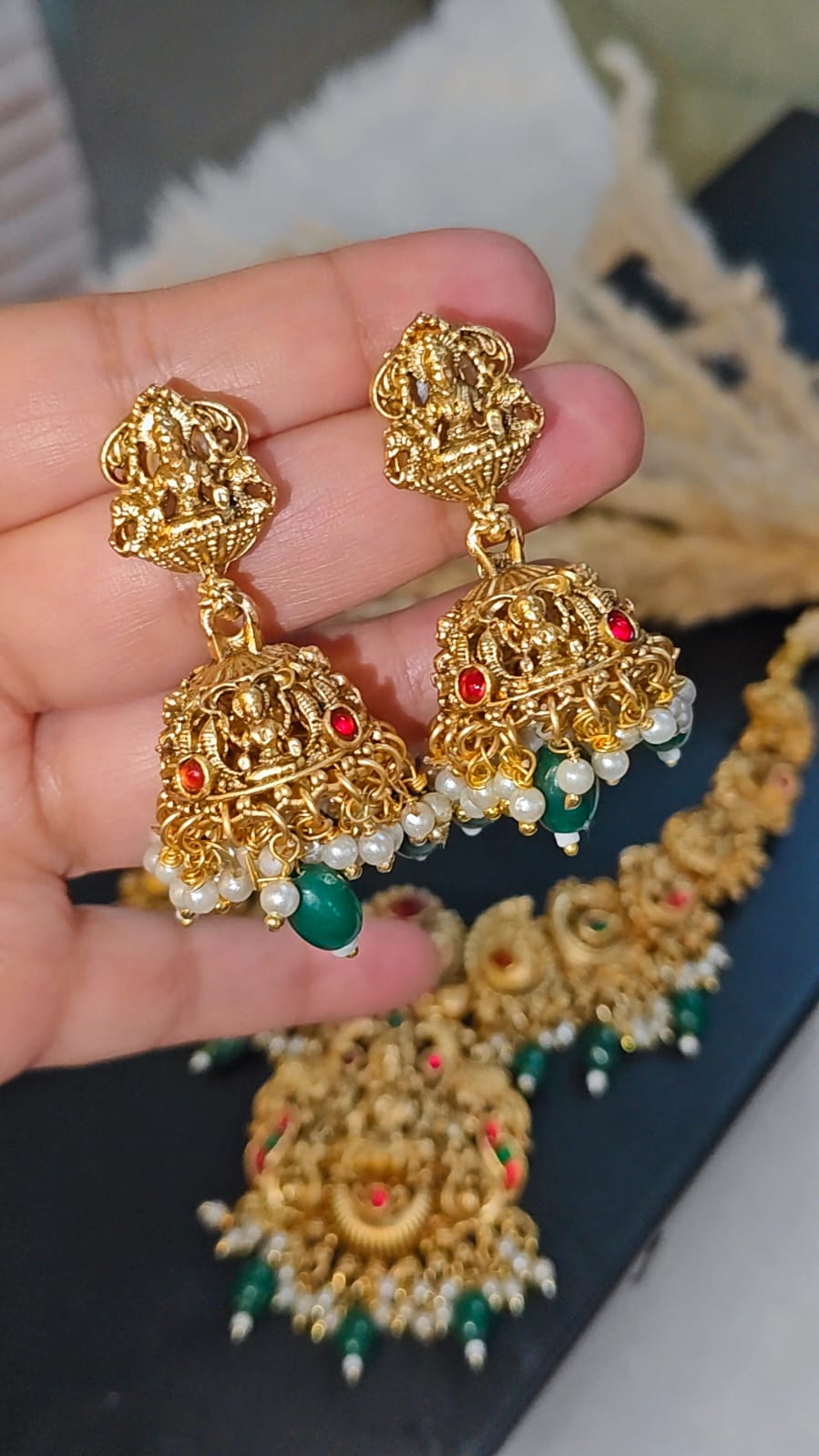 ANTIQUE TEMPLE NECKLACE SET WITH GODDESS LAKSHMI MOTIF 2.0 - Image 2