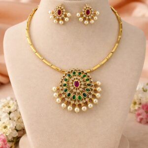 MAHI - BEAUTIFUL KEMP STONE HASLI WITH TRADITIONAL LOOK