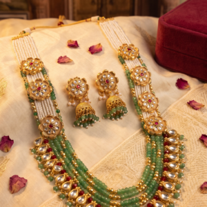 ADIRA RAJWADA NECLKACE