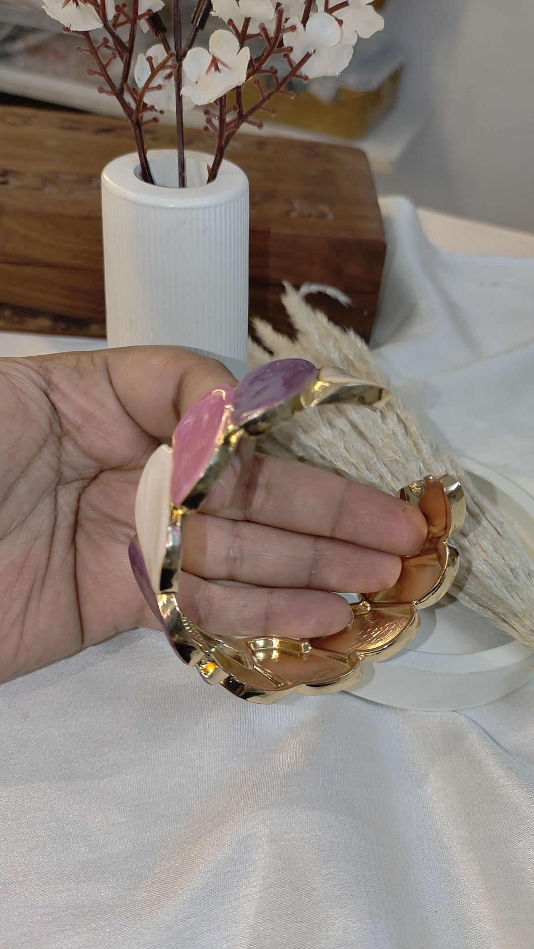 GOLDEN BRASS PREMIUM & ELEGANT ( ANTI TARNISH ) KADA FOR WOMEN - Image 4