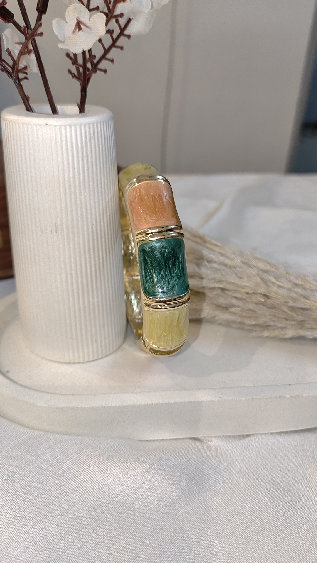 GOLDEN BRASS PREMIUM & ELEGANT ( ANTI TARNISH ) KADA FOR WOMEN