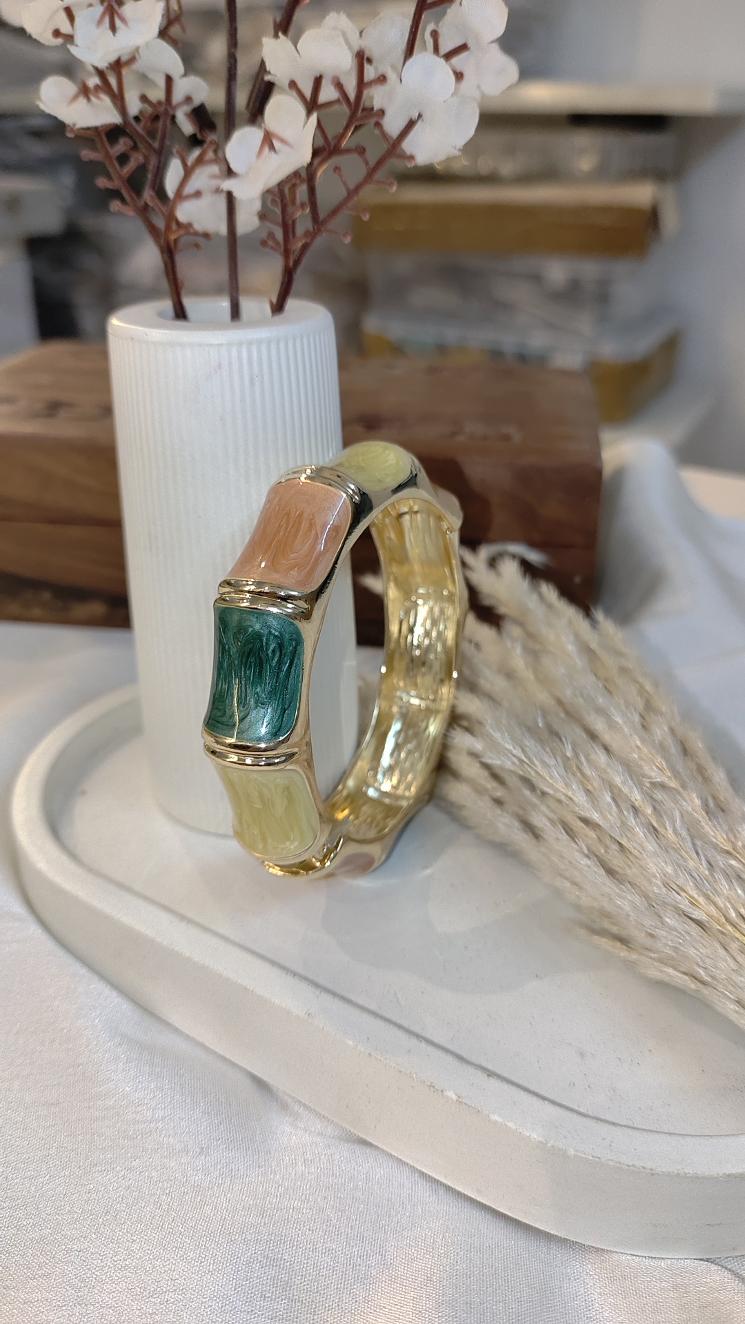 GOLDEN BRASS PREMIUM & ELEGANT ( ANTI TARNISH ) KADA FOR WOMEN - Image 3