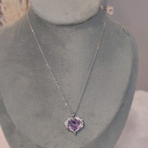 SILVER HEART PENDANT WITH CRYSTAL STONE