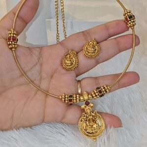 TEMPLE JEWELLERY NECKLACE SET WITH GODDESS LAKSHMI PENDANT 1.0